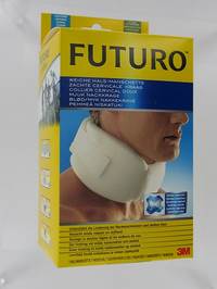 FUTURO CERVICAL COLLAR AANPASBAAR 09027