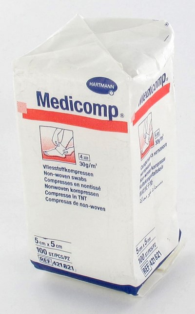 MEDICOMP CP N/ST 4PL          5X  5CM  100 4218217