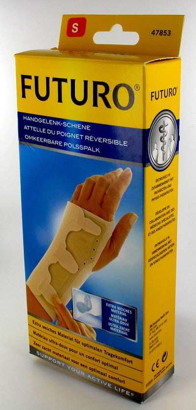 FUTURO ATTELLE POIGNET REVERSIBLE S 47853 FUTURO ATTELLE POIGNET REVERSIBLE S 47853