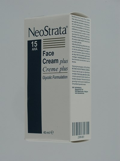 NEOSTRATA CREME VISAGE PLUS 15 AHA 40G NEOSTRATA CREME VISAGE PLUS 15 AHA 40G